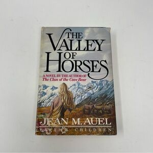 Source Unknown 'The Valley of Horses' Novel with Scenic Cover